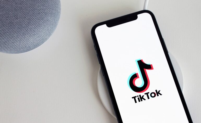 TikTok: attenzione alle fake news sui brand e alla disinformazione