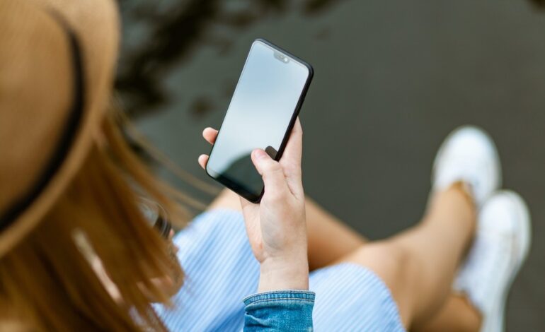 Gli smartphone ci ascoltano? Cox Media Group conferma l’uso della tecnologia di ascolto attivo!